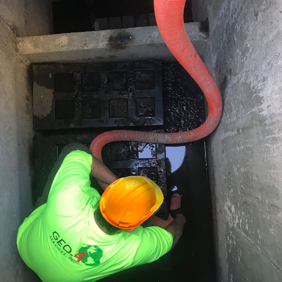 Mask-Group-15@2x stormwater vault, catch basin filter
